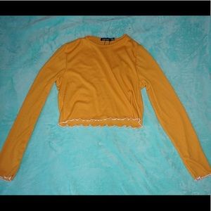 Long sleeve crop